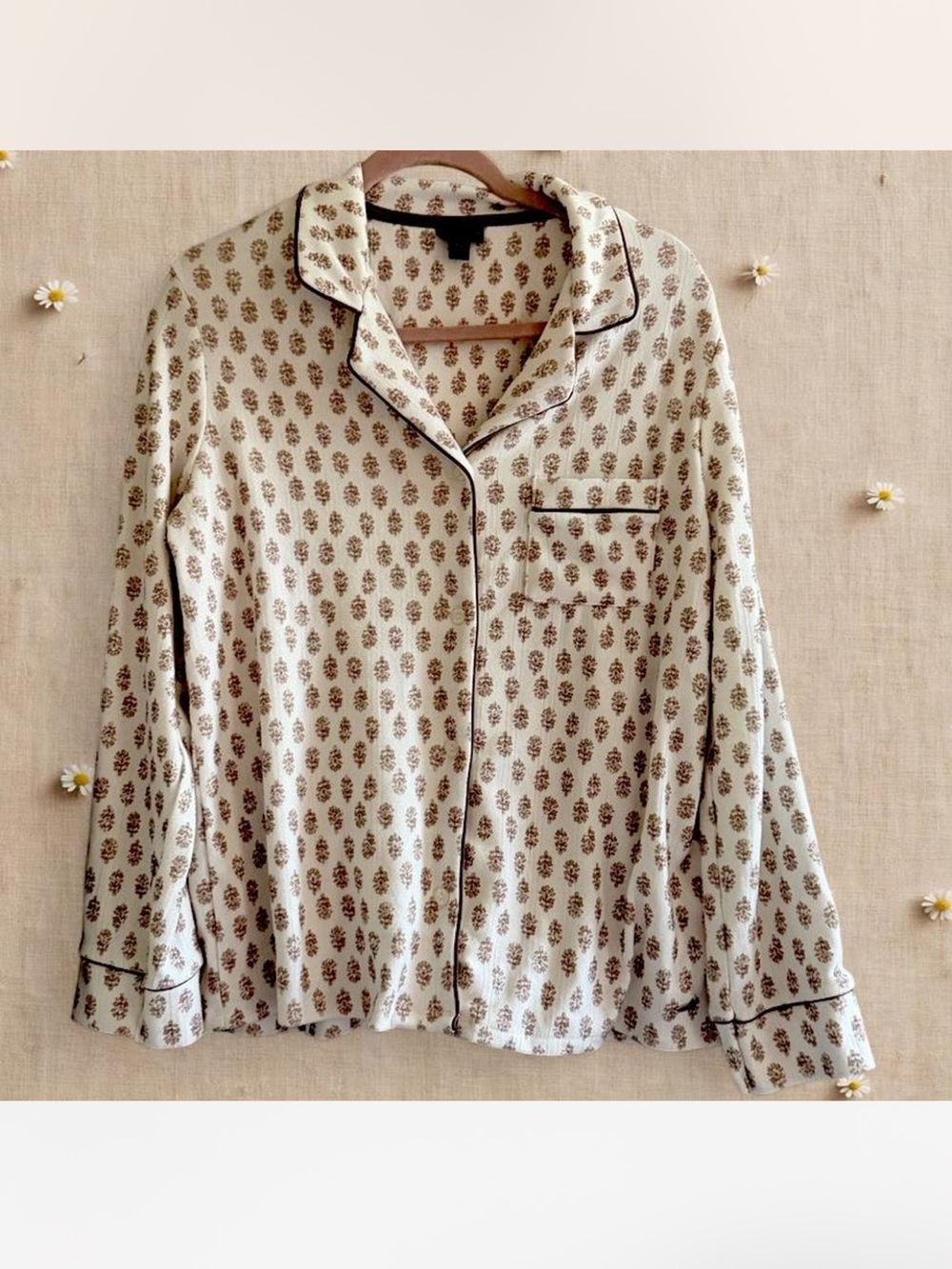 Tahari Pajama Set